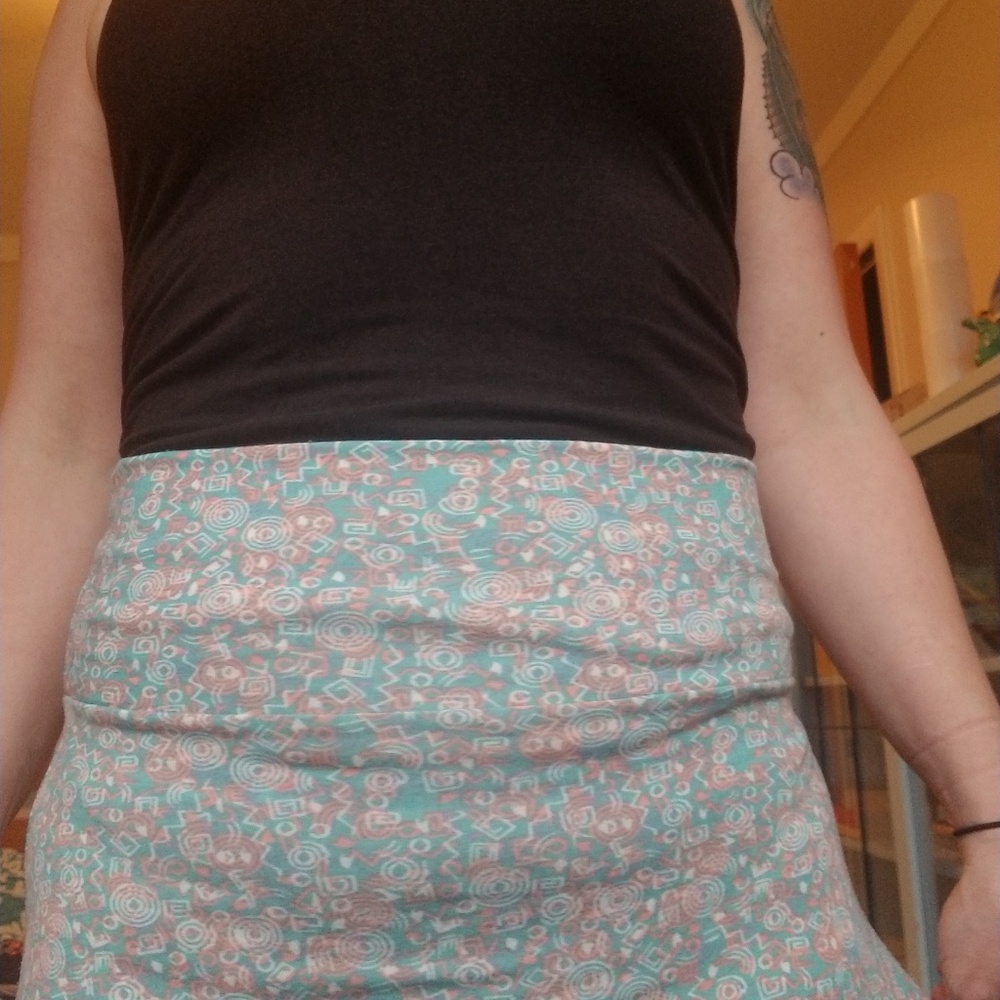 Lularoe skirt